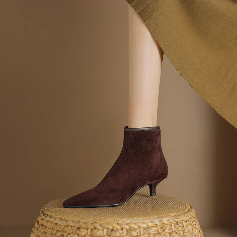 Belisora | Pointy Ankle Boots