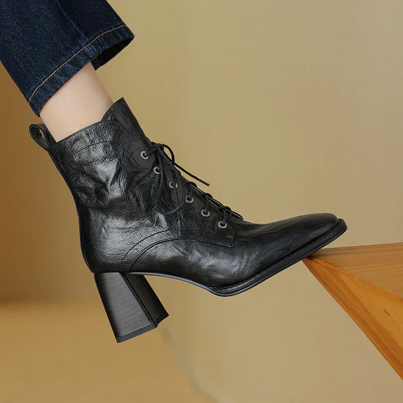 Virelia | Leather Ankle Boots