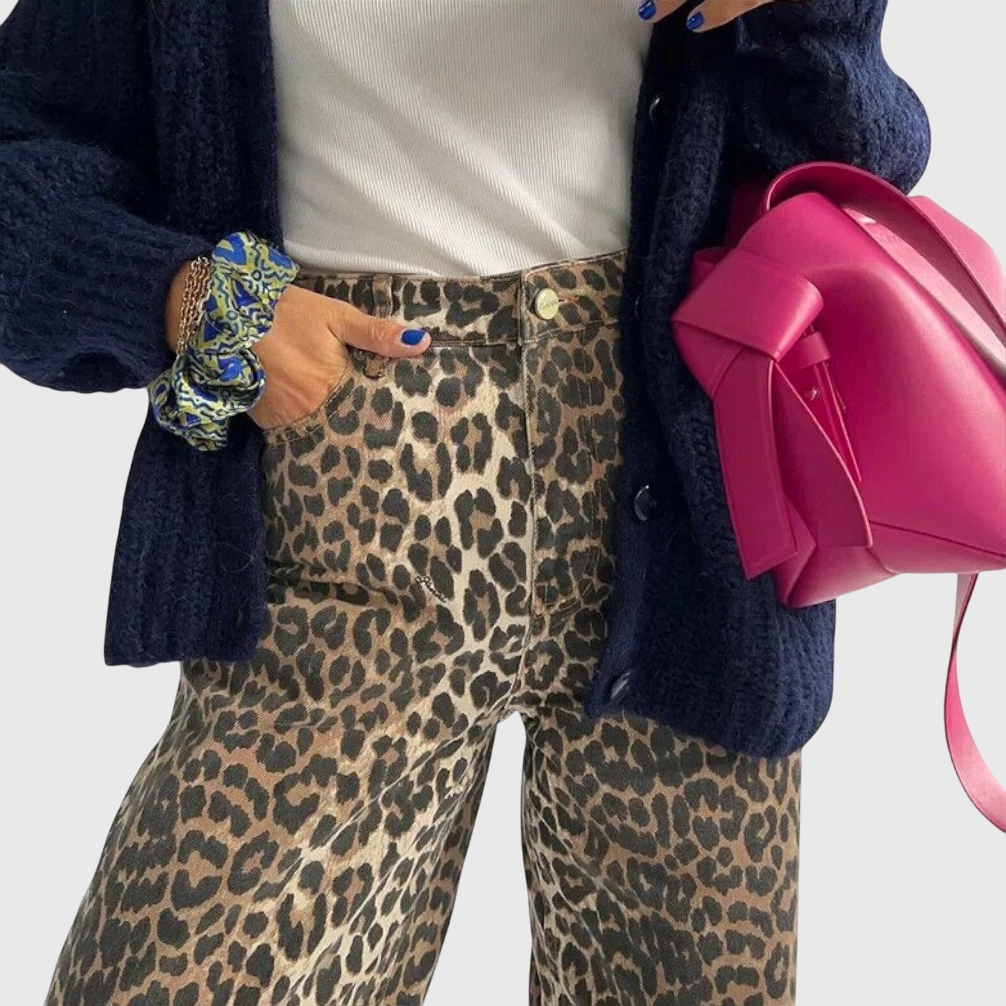 June | Vintage Jeans with Leopard Print